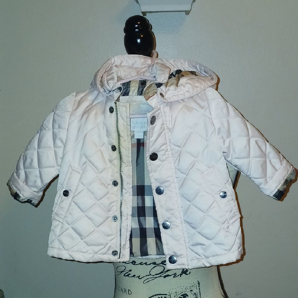 Authentic BURBERRY Light Pink Baby Quilted Hooded Jacket Size 6 Months